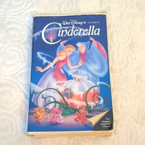 Disney Black Diamond Cinderella VHS Tape
